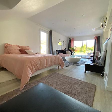 Agreable Chambre D'Hote Calme Avec Piscine Souvans Exteriér fotografie